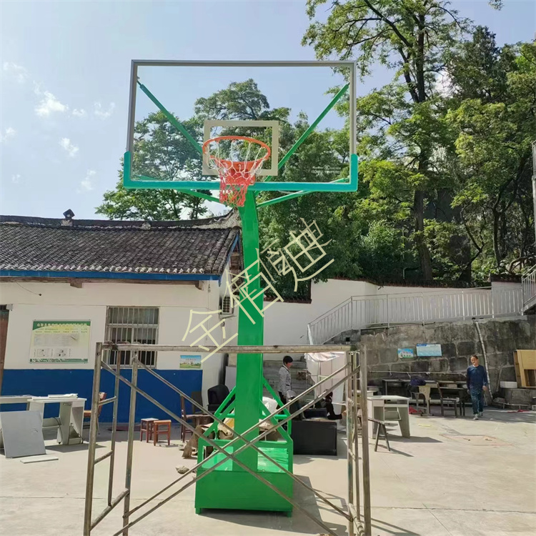 籃球架